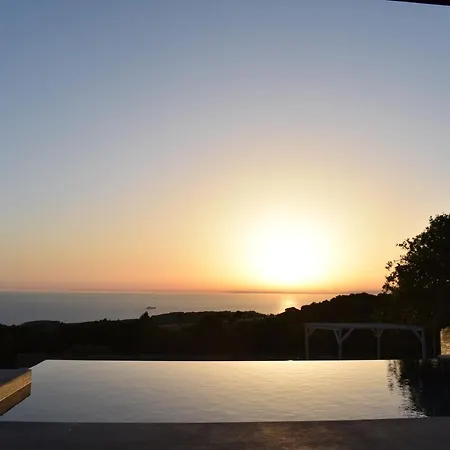 Dreamcatcher Villa: Infinity Pool, Sunset, Seaview 别墅